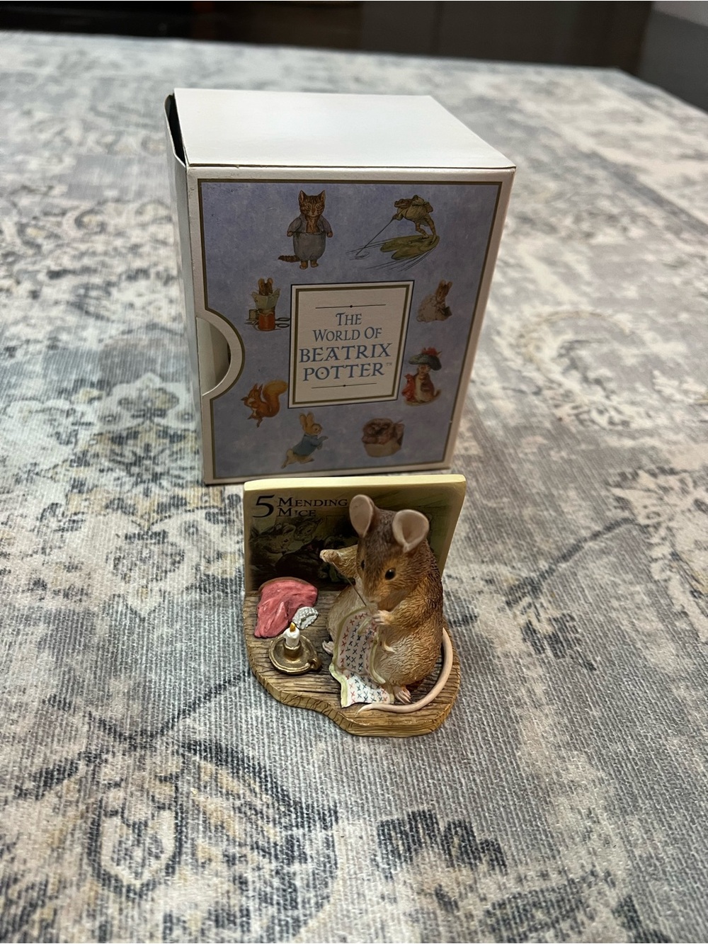 Beatrix Potter - The Tailor of Gloucester figurine